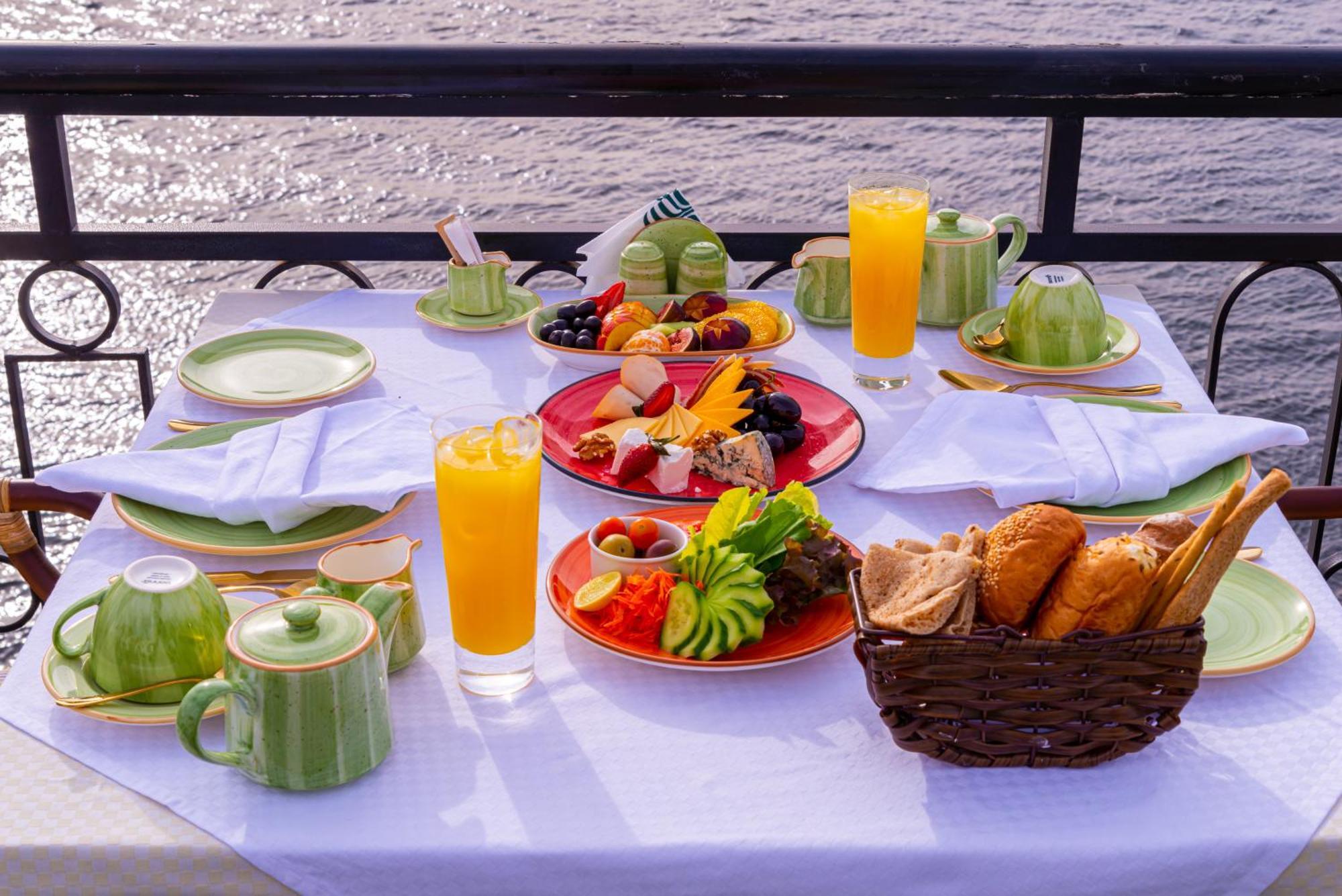 Sonesta Nouba Hotel Aswan Bagian luar foto